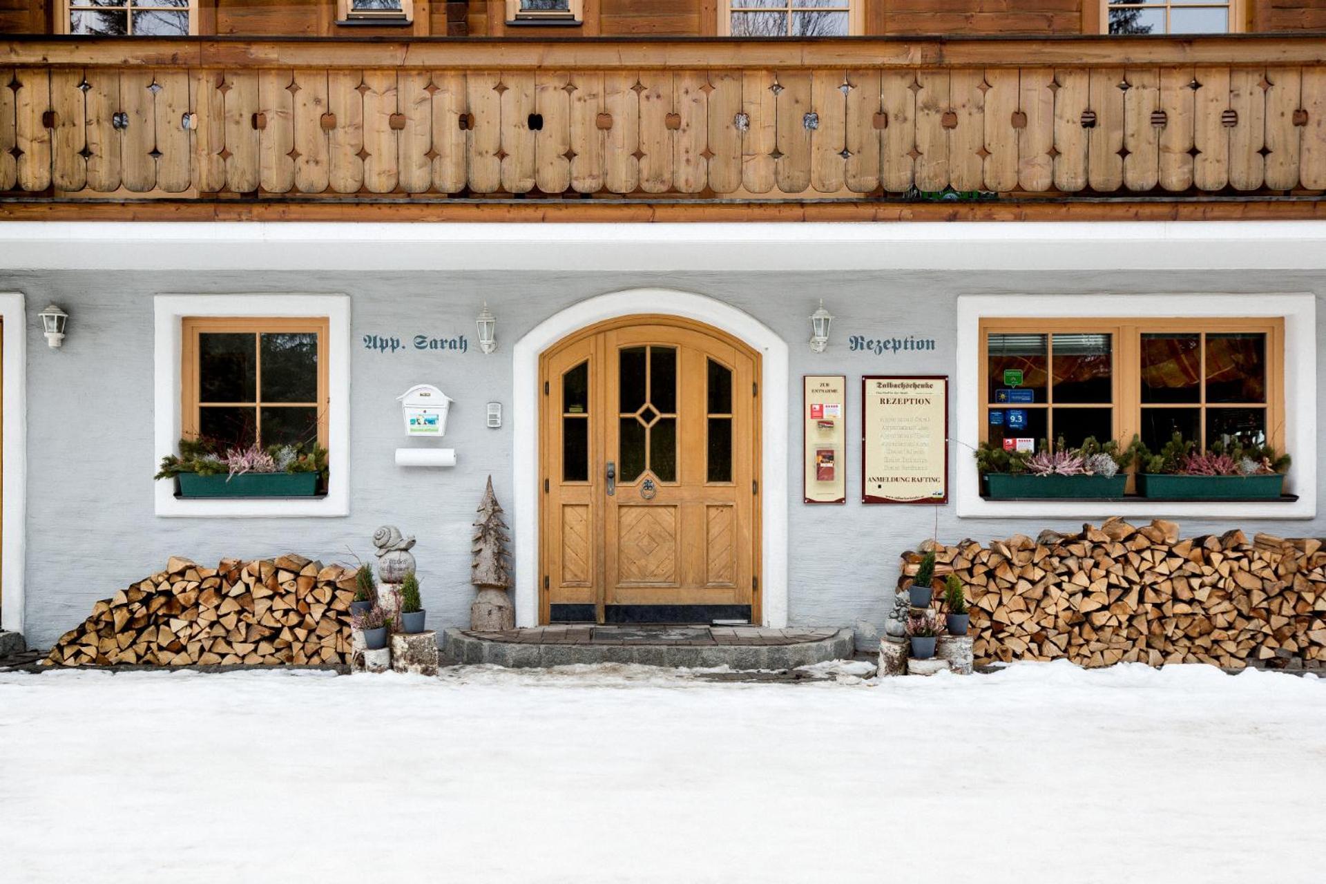 Das Dorf In Der Stadt Schladming Eksteriør billede